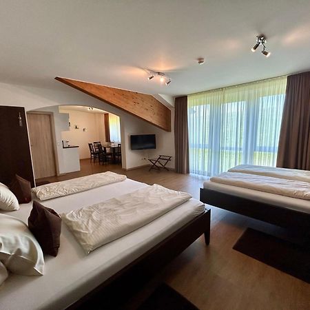 Gaestehaus Am Lindenhain Erding Buitenkant foto