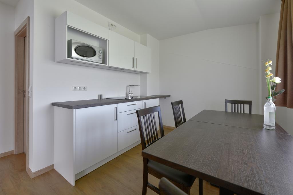 Gaestehaus Am Lindenhain Erding Buitenkant foto